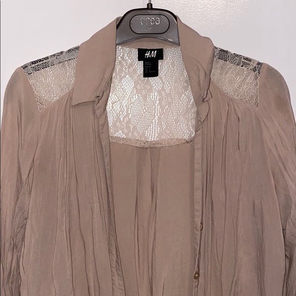 H&M button down - Picture 2 of 3
